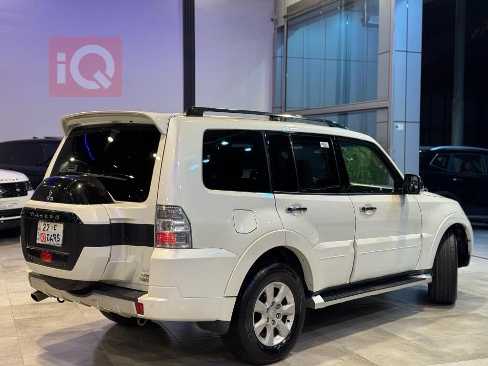 ميتسوبيشي باجيرو